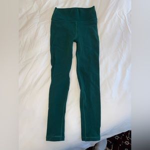 Athleta leggings - perfect for Christmas time!